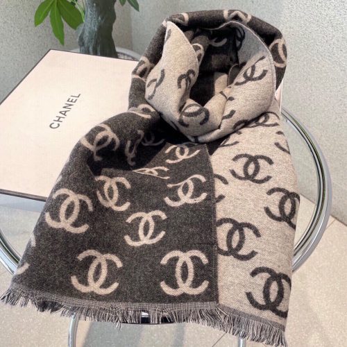 CH scarf