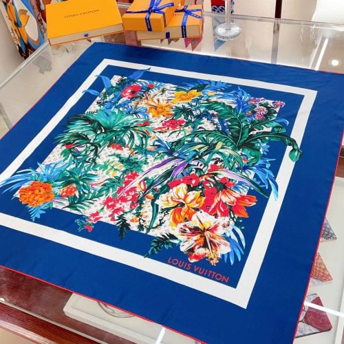 LL scarf