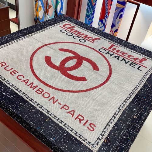 CH scarf