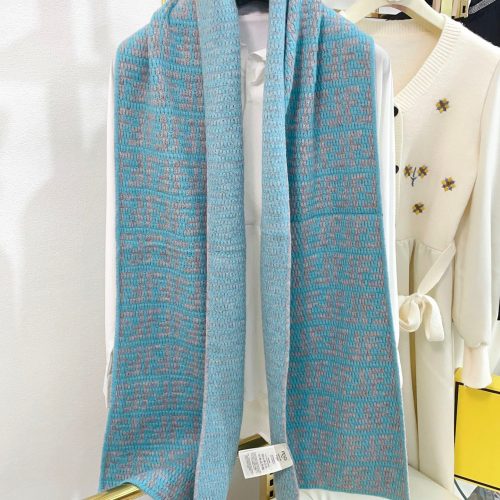 FF scarf