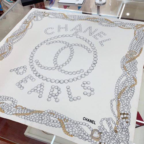 CH scarf