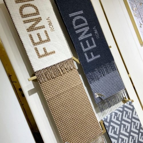 FF scarf