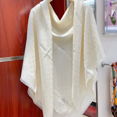 LL scarf