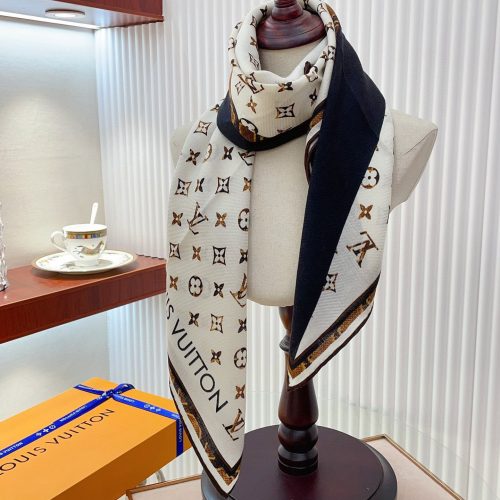 LL scarf