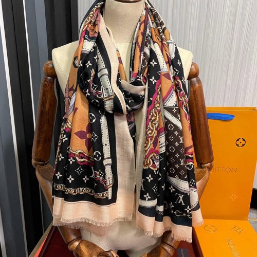 LL scarf