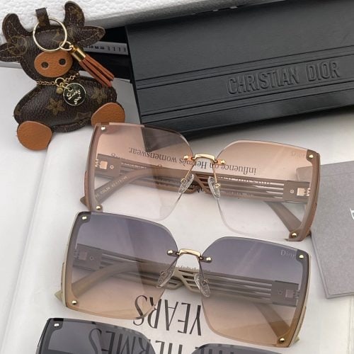 DD glasses