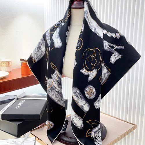 CH scarf