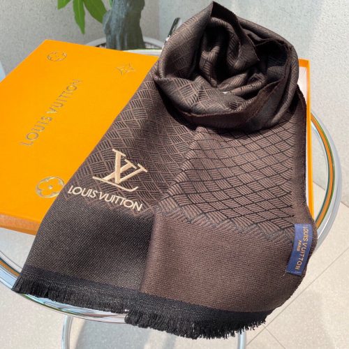 LL scarf