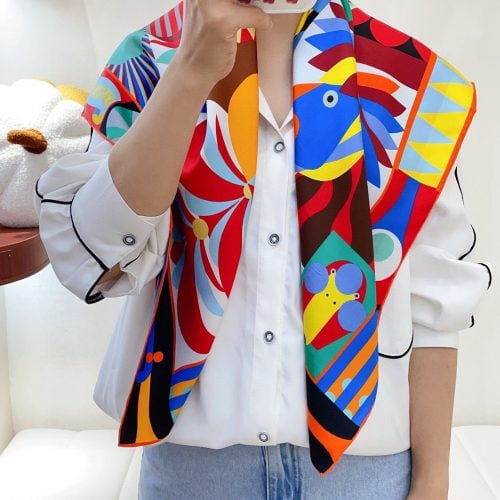 HH scarf