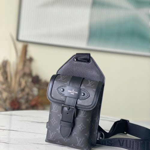 Single shoulder bag