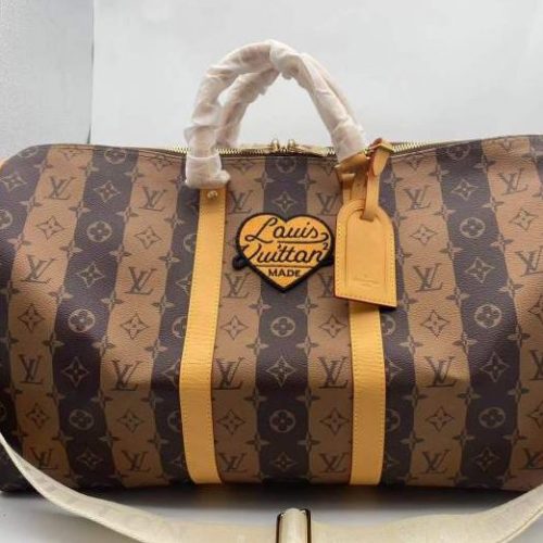 Fashionable leather bag for women
