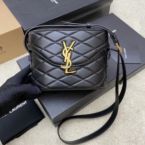 JUNE Quilted Sheepskin Leather Box Bag