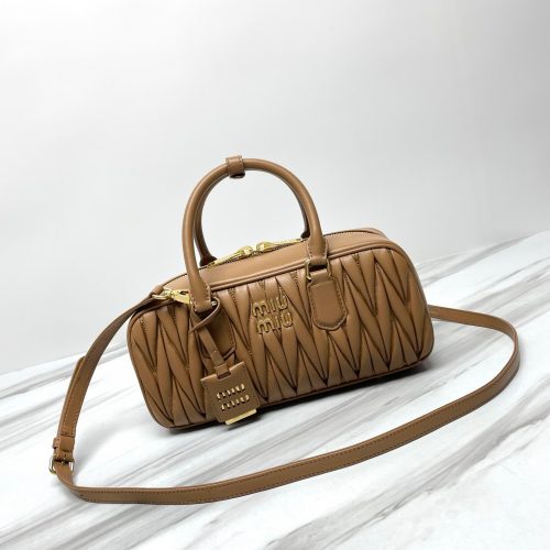 Miu's new bowling bag