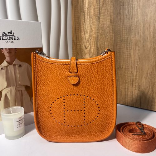 Evelyn mini size