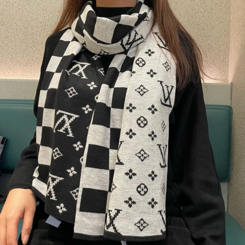 scarf