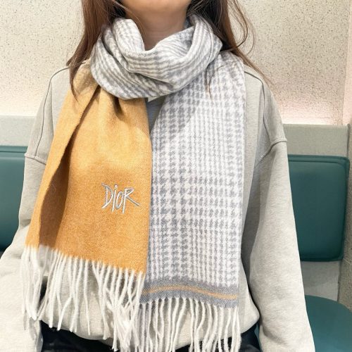 scarf