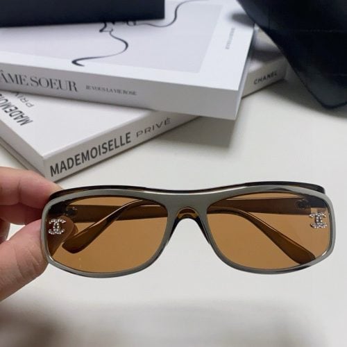 Eyeglasses